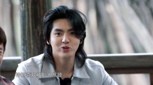 吃瓜爆料吴亦凡,吃瓜群众揭秘娱乐圈风云
