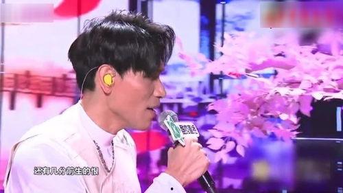 明星网红同台唱歌对比照,颜值与实力大比拼