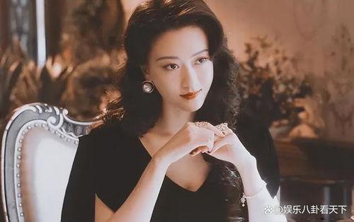 带鹤字的明星网红,揭秘带“鹤”字的明星网红魅力之旅