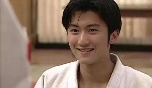 谢霆锋吃瓜爆料视频播放,揭秘娱乐圈幕后真相