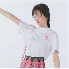 明星网红同款,明星与粉丝的时尚共鸣