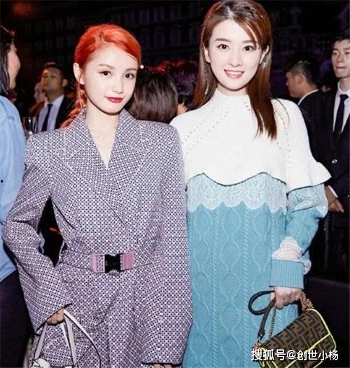 女明星网红合影,网红女明星同框盛宴！”