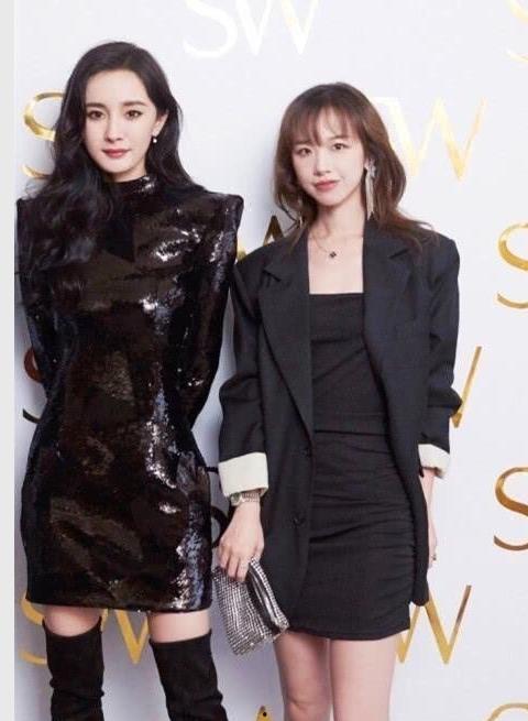 女明星网红合影,网红女明星同框盛宴！”