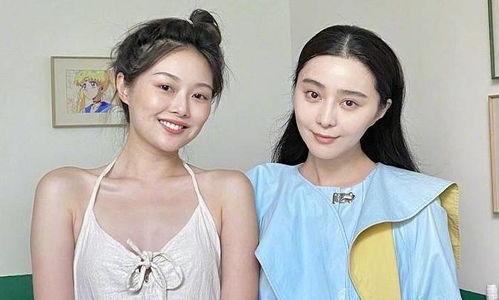 女明星网红合影,网红女明星同框盛宴！”