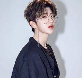 明星网红同款发带图片,明星效应下的时尚潮流解析