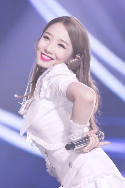 明星网红有贡献吗,明星网红的社会贡献概述